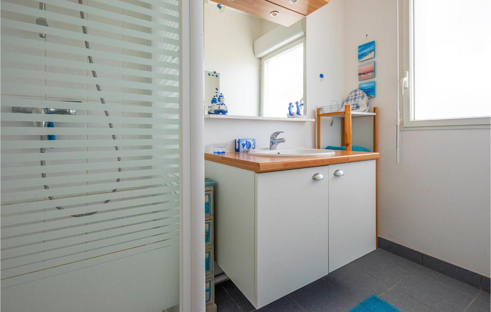 Gorgeous Apartment In Royan With Kitchen Εξωτερικό φωτογραφία