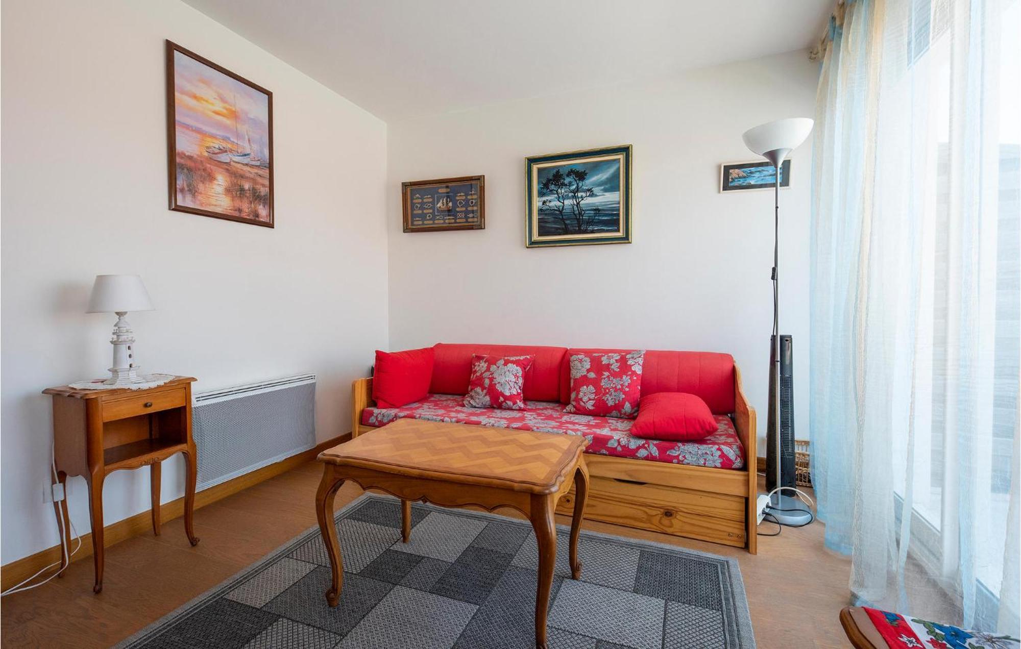 Gorgeous Apartment In Royan With Kitchen Εξωτερικό φωτογραφία